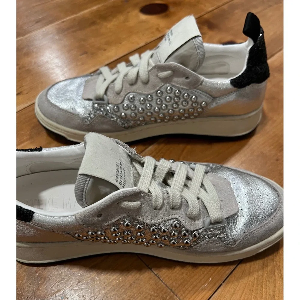 Steve Madden Silver Metallic Studded Suede Sneakers Black Glitter Heel Low Top